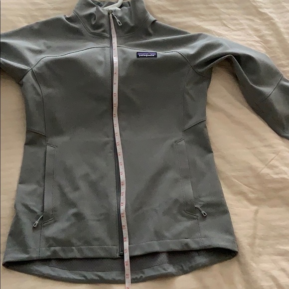 Patagonia Women’s Soft Shell Jacket - Picture 14 of 15
